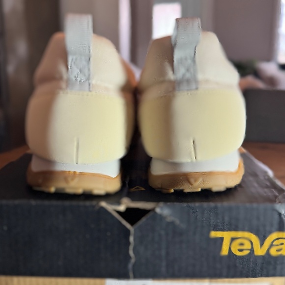 🆕 Teva WOMEN'S WYLDLAND  SHOE- BIRCH . SIZE 9.5 - Picture 11 of 13